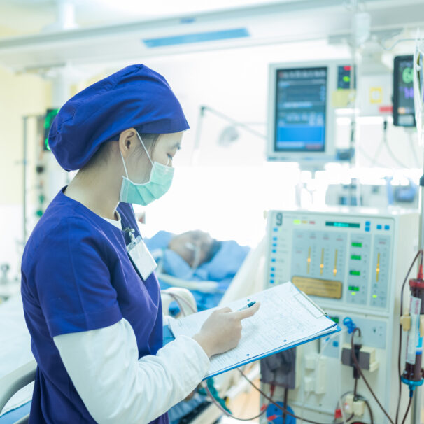 Critical Care Medicine Internal Medicine Physicians